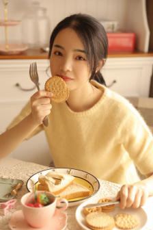 梅宫彩乃